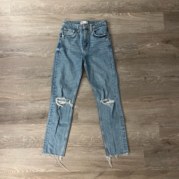 Zara Denim - Zara Medium Wash Distressed Straight Leg Jeans
